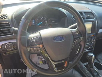 2018 Ford Explorer XLT - miniatura 10