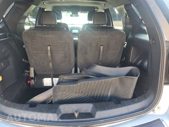 2018 Ford Explorer XLT - miniatura 17