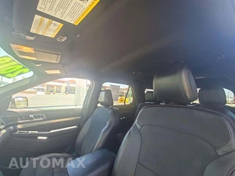 2018 Ford Explorer XLT – miniatura 8