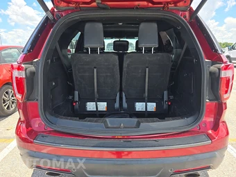 2018 Ford Explorer XLT - miniatura 17