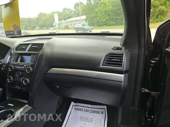 2018 Ford Explorer XLT - miniatura 20