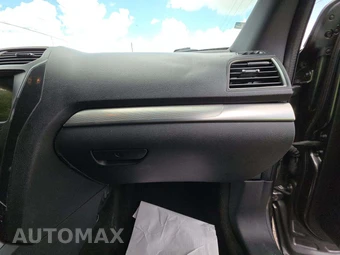 2018 Ford Explorer XLT - miniatura 17