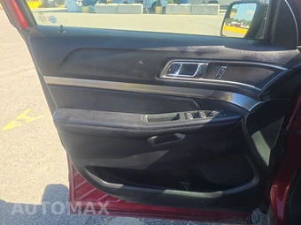 2018 Ford Explorer XLT - miniatura 9