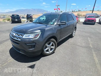 2018 Ford Explorer XLT - miniatura 1