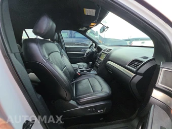 2018 Ford Explorer XLT - miniatura 8