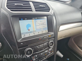 2018 Ford Explorer XLT - miniatura 11
