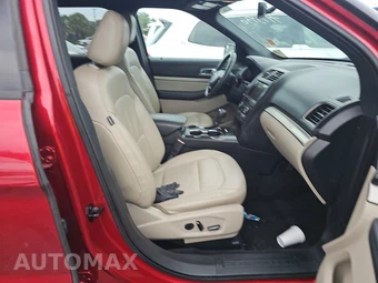 2018 Ford Explorer XLT - miniatura 8