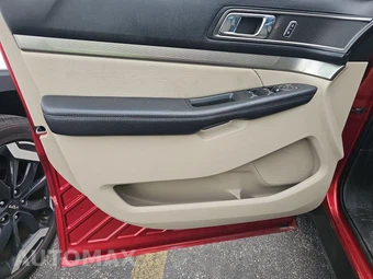 2018 Ford Explorer XLT - miniatura 9