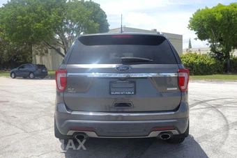 2018 Ford Explorer XLT - miniatura 5