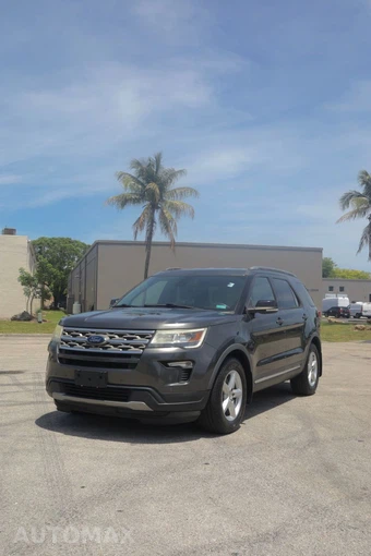2018 Ford Explorer XLT - miniatura 8