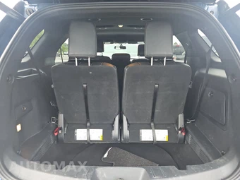 2018 Ford Explorer XLT - miniatura 17