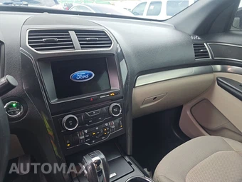 2018 Ford Explorer XLT - miniatura 11