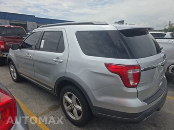 2018 Ford Explorer XLT - miniatura 6