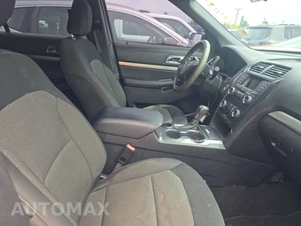 2018 Ford Explorer XLT - miniatura 8