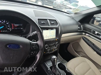 2018 Ford Explorer XLT - miniatura 11
