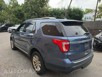 2018 Ford Explorer XLT - miniatura 2