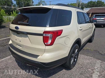 2018 Ford Explorer XLT - miniatura 3
