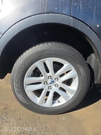 2018 Ford Explorer XLT – miniatura 10