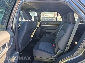 2018 Ford Explorer XLT – miniatura 16