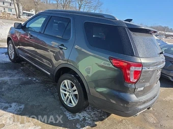 2018 Ford Explorer XLT – miniatura 6