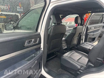 2018 Ford Explorer XLT - miniatura 15
