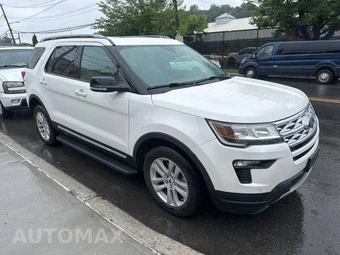 2018 Ford Explorer XLT - miniatura 2