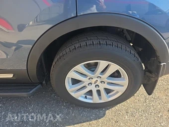 2018 Ford Explorer XLT – miniatura 11
