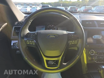 2018 Ford Explorer XLT - miniatura 10