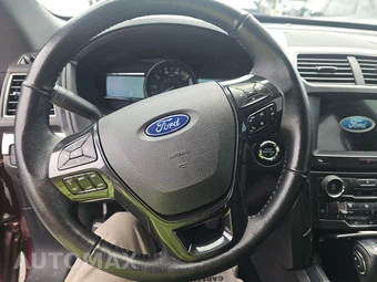 2018 Ford Explorer XLT - miniatura 10