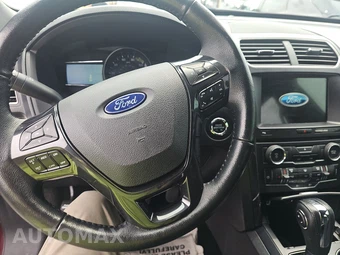 2018 Ford Explorer XLT - miniatura 11