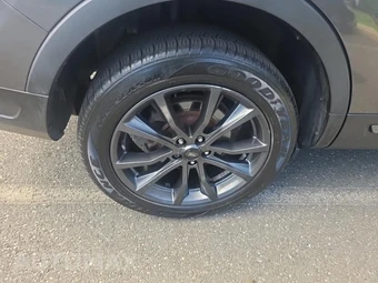 2018 Ford Explorer XLT - miniatura 10