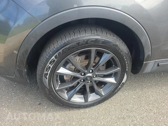 2018 Ford Explorer XLT - miniatura 8