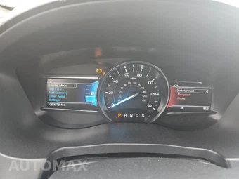 2018 Ford Explorer XLT - miniatura 12
