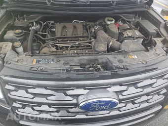 2018 Ford Explorer XLT - miniatura 16