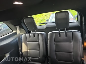 2018 Ford Explorer XLT - miniatura 17