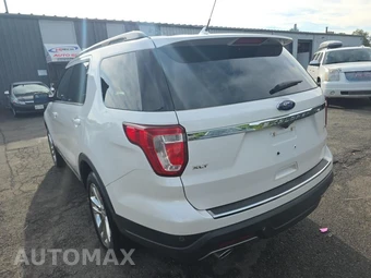 2018 Ford Explorer XLT - miniatura 6