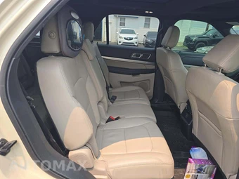 2018 Ford Explorer XLT – miniatura 17