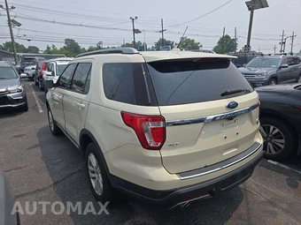 2018 Ford Explorer XLT – miniatura 2