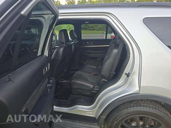2018 Ford Explorer XLT - miniatura 10