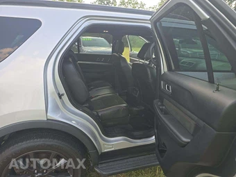 2018 Ford Explorer XLT - miniatura 14
