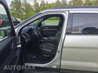 2018 Ford Explorer XLT - miniatura 3
