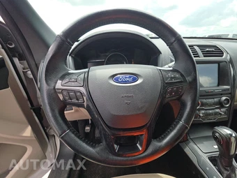 2018 Ford Explorer XLT - miniatura 10