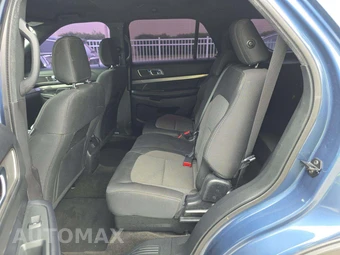 2018 Ford Explorer XLT - miniatura 10