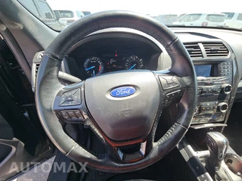 2018 Ford Explorer XLT – miniatura 10