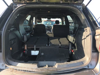 2018 Ford Explorer XLT – miniatura 17