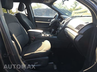 2018 Ford Explorer XLT – miniatura 8
