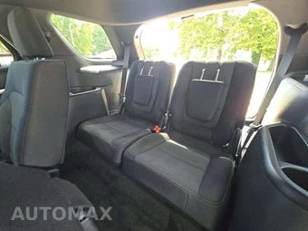 2018 Ford Explorer XLT - miniatura 11