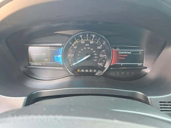 2018 Ford Explorer XLT - miniatura 6