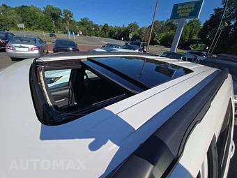2018 Ford Explorer XLT – miniatura 12