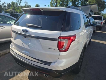 2018 Ford Explorer XLT – miniatura 3